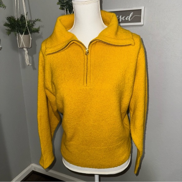 J.Crew Women’s XS Quqrter Zip Sweater Relaxed Stretch Rich Gold 1/4 Zip Wool Mix - Picture 1 of 14